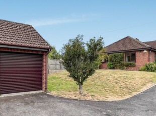 Detached bungalow to rent in Hospital Road, Westbury, Wiltshire BA13