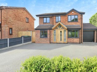 Detached house for sale in Chaffinch Drive, Kidderminster DY10