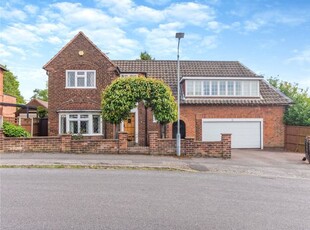 Detached house for sale in Park Avenue, Woodthorpe, Nottingham, Nottinghamshire NG5