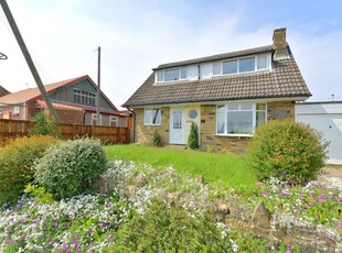 Detached house to rent in Gate Helmsley, York YO41