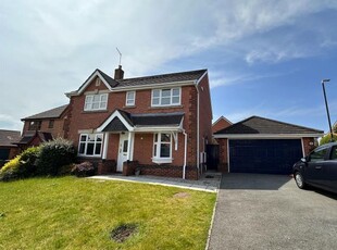Detached house to rent in Greenleas Road, Wallasey CH45