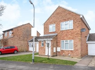 Detached house to rent in Hebden Close, Thatcham RG19