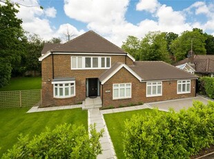 Detached house to rent in Knowle Park, Cobham, Surrey KT11