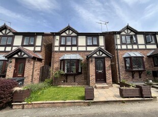 Detached house to rent in Ploughmans Way, Macclesfield SK10