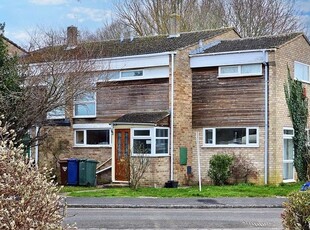 End terrace house to rent in Hardwick Avenue, Kidlington OX5