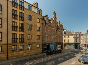 Flat for sale in 6/9 Lauriston Street, Edinburgh EH3