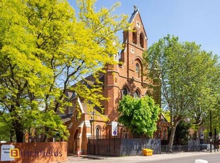 Flat for sale in Dartmouth Park Hill, Dartmouth Park, London N19