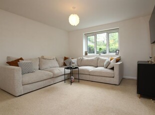 Flat to rent in 3/Spring Court, West Bridgford NG2