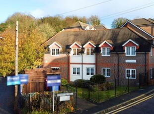 Flat to rent in Chesham, Buckinghamshire HP5