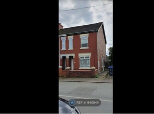 Flat to rent in Brown Lees Road, Stoke On Trent ST8