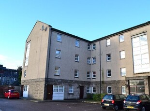 Flat to rent in Charles Street, City Centre, Aberdeen AB25