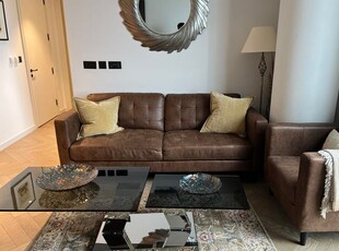 Flat to rent in Circus West Road, London SW11