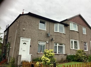Flat to rent in Croftwood Avenue, Glasgow G44