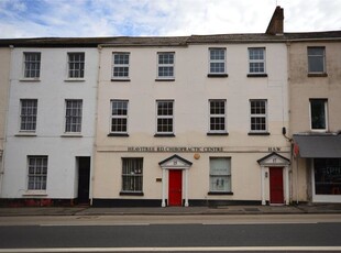 Flat to rent in Heavitree Road, Exeter, Devon EX1