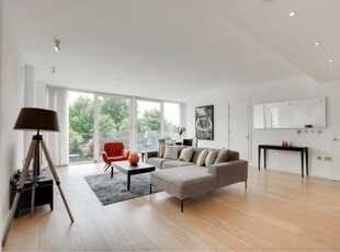 Flat to rent in Hirst Court, 20 Gatliff Road, London SW1W
