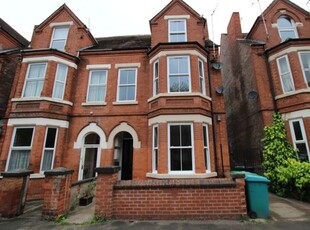 Flat to rent in Hope Drive, The Park, Nottingham NG7