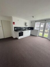 Flat to rent in Hospital Street, Walsall WS2