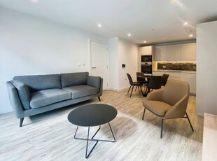 Flat to rent in Potato Wharf, Manchester M3