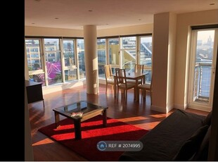 Flat to rent in The Bar, Newcastle Upon Tyne NE1