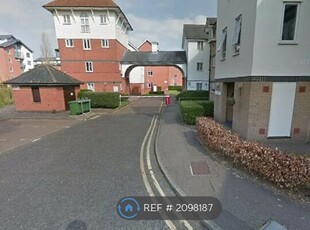Flat to rent in Victoria Chase, Colchester CO1