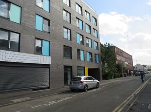 Flat to rent in Victoria Court, Victoria Street, West Bromwich B70