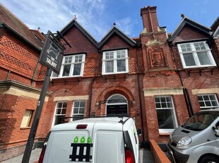 Flat to rent in Wimborne Road, Bournemouth BH9