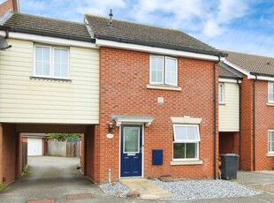 Link-detached house to rent in Jacksnipe Close, Stowmarket IP14