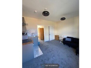 Room to rent in Rawlinson Street, Barrow-In-Furness LA14