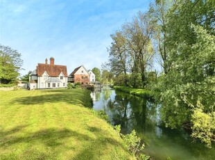 Semi-detached house to rent in Ashford Road, Chartham, Canterbury CT4