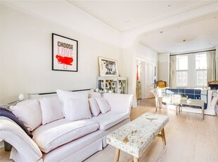 Semi-detached house to rent in Balham Park Road, London SW12
