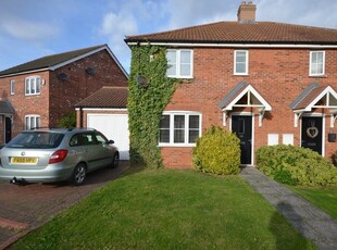 Semi-detached house to rent in Horseshoe Close, Scartho, Grimsby DN33