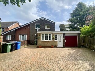 Semi-detached house to rent in Sandiway Road, Sale M33
