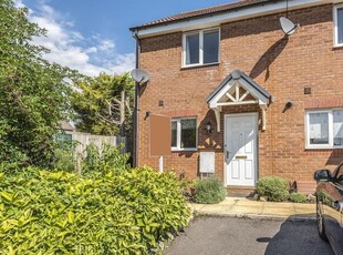 Semi-detached house to rent in Trowbridge Close SN2,
