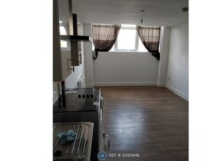 Studio to rent in Central House, Leicester LE1