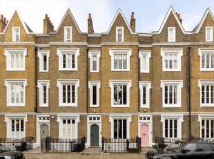 Terraced house for sale in Lonsdale Square, Barnsbury, London N1