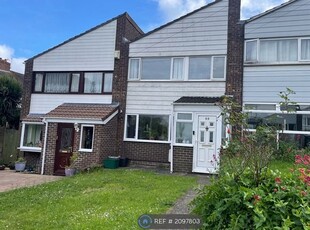 Terraced house to rent in Avon Way, Portishead, Bristol BS20