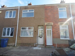 Terraced house to rent in Donnington Street, Grimsby DN32