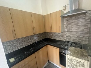 Terraced house to rent in Highbury Gardens, Ilford IG3