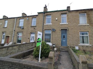 Terraced house to rent in Leeds Road, Bradley, Huddersfield HD2