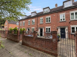 Terraced house to rent in Monarch Close, Rugby, Warwickshire CV21