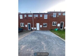Terraced house to rent in Uxbridge Close, Dudley DY3