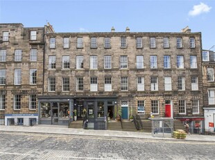 1 bed basement flat for sale in Stockbridge