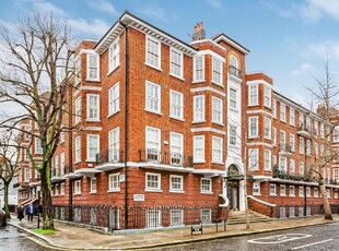 4 bedroom Flat for sale in Seymour Place, Marylebone W1H