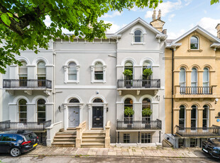 5 bedroom property for sale in St. Georges Road, Cheltenham, GL50