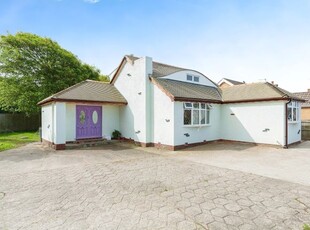 Bungalow for sale in Rosemary Avenue, Thornton-Cleveleys FY5