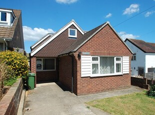 Bungalow to rent in Springfields, Boundary Road, Chalfont St Peter, Buckinghamshire SL9