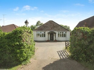 Detached bungalow for sale in Coventry Road, Brinklow, Rugby CV23