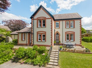 Detached House for sale with 5 bedrooms, 4 Vicarage Lane, Kidwelly | Fine & Country