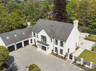 Detached House for sale with 5 bedrooms, Badgers Hill, Wentworth Estate | Fine & Country