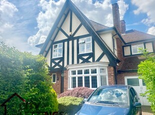 Detached house to rent in Windermere Road, Beeston, Nottingham NG9